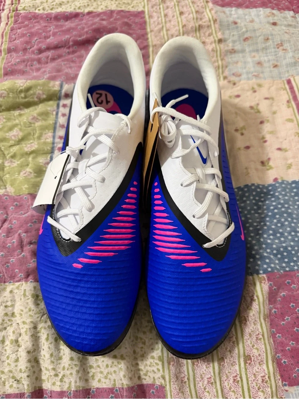 Nike Football Boots Phantom 6 Low Pro TF.